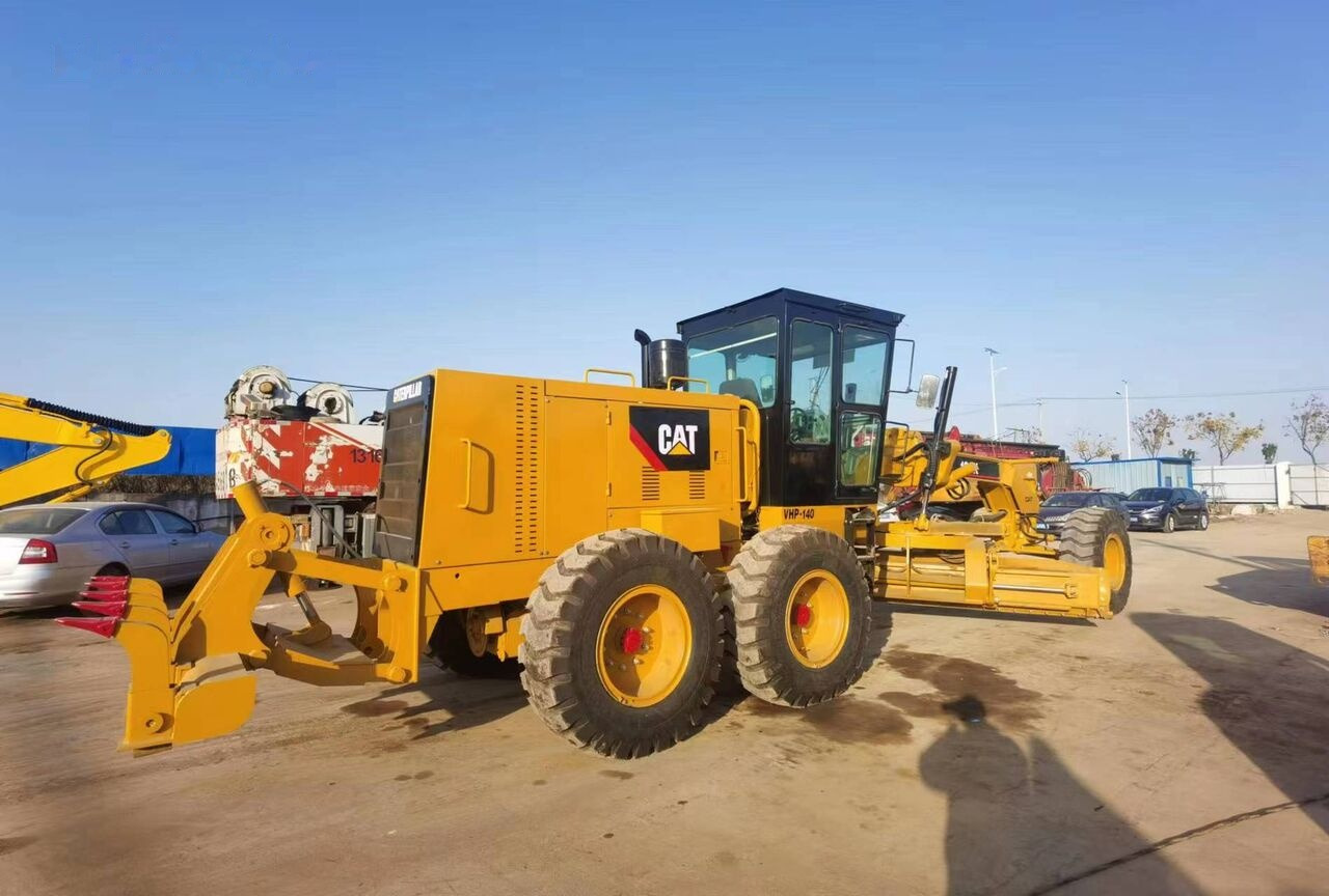 Caterpillar 120K - Niveleuse: photos 4 Caterpillar 120K - Niveleuse: photos 4