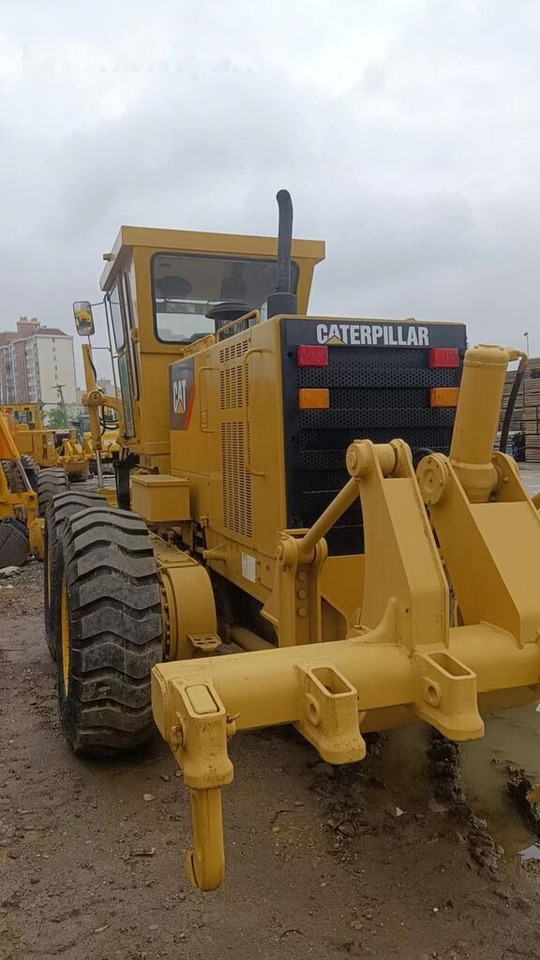 Caterpillar 140H - Niveleuse: photos 3 Caterpillar 140H - Niveleuse: photos 3