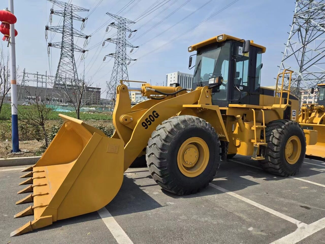 Caterpillar 950G - Chargeuse sur pneus: photos 3 Caterpillar 950G - Chargeuse sur pneus: photos 3