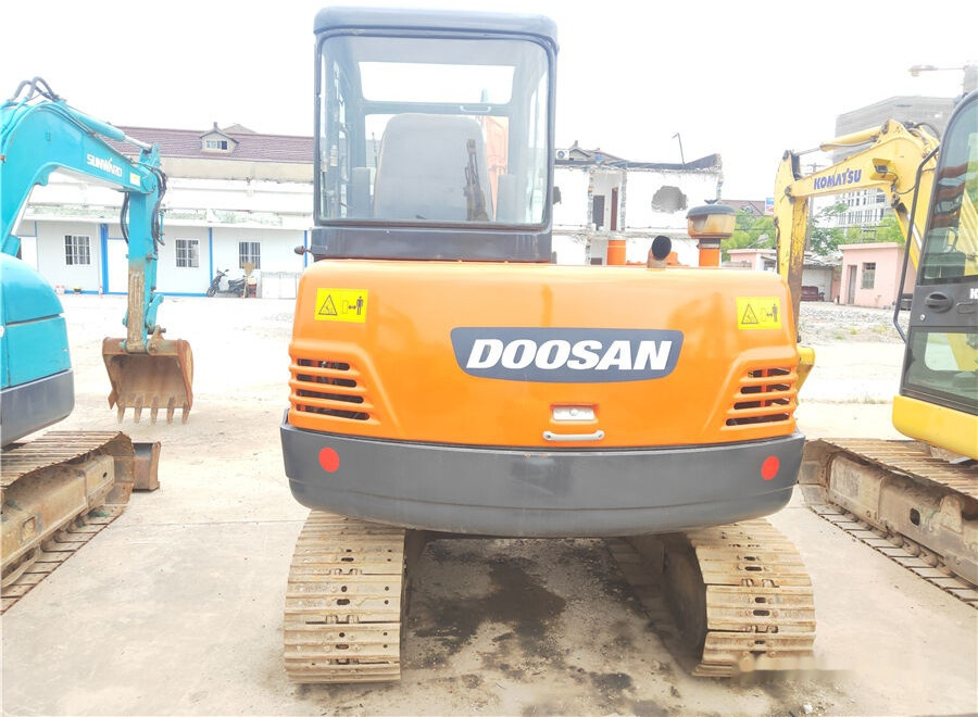 Doosan DH55-V - Mini pelle: photos 3 Doosan DH55-V - Mini pelle: photos 3