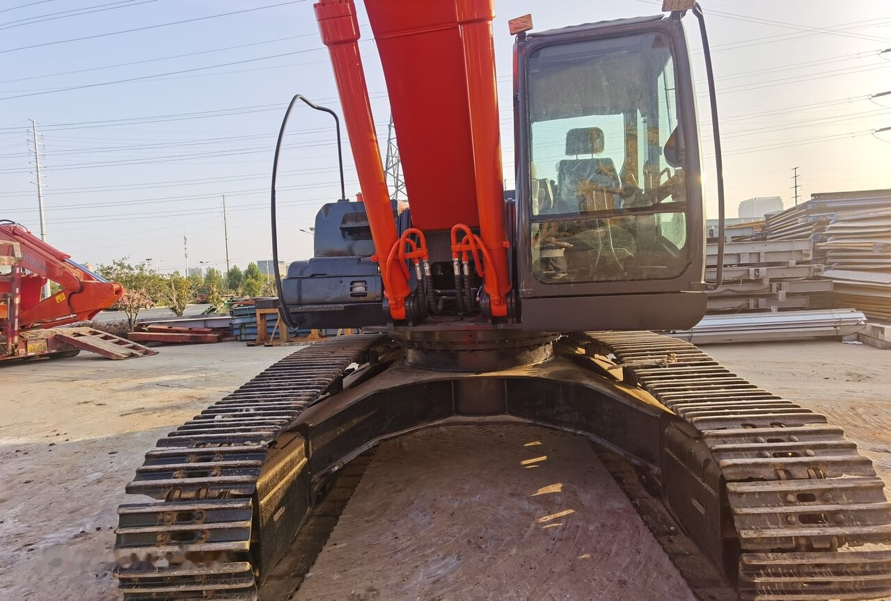 Hitachi ZX350 - Pelle sur chenille: photos 5 Hitachi ZX350 - Pelle sur chenille: photos 5