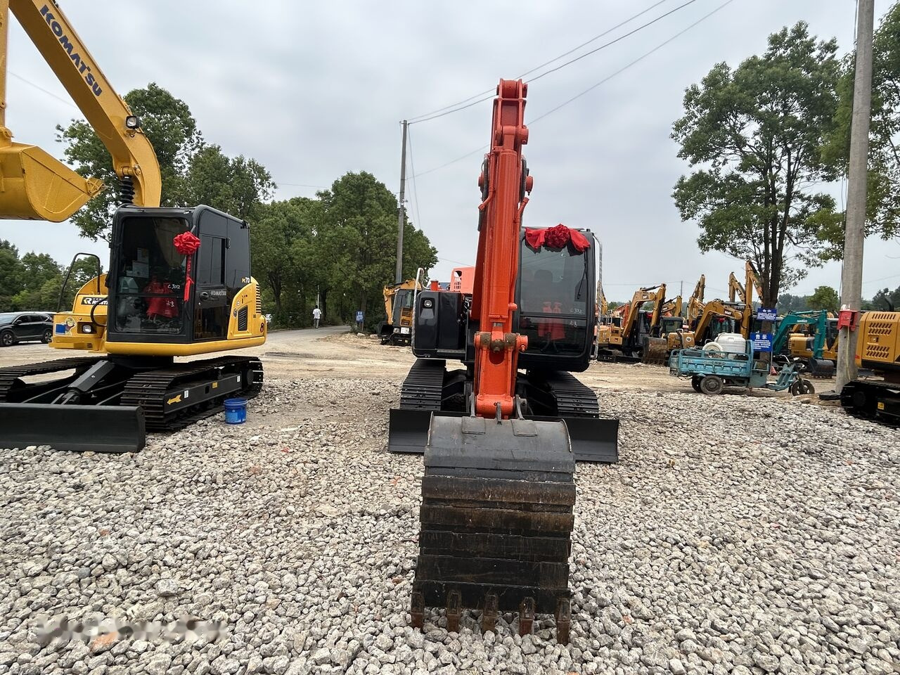 Hitachi ZX70 - Pelle sur chenille: photos 4 Hitachi ZX70 - Pelle sur chenille: photos 4