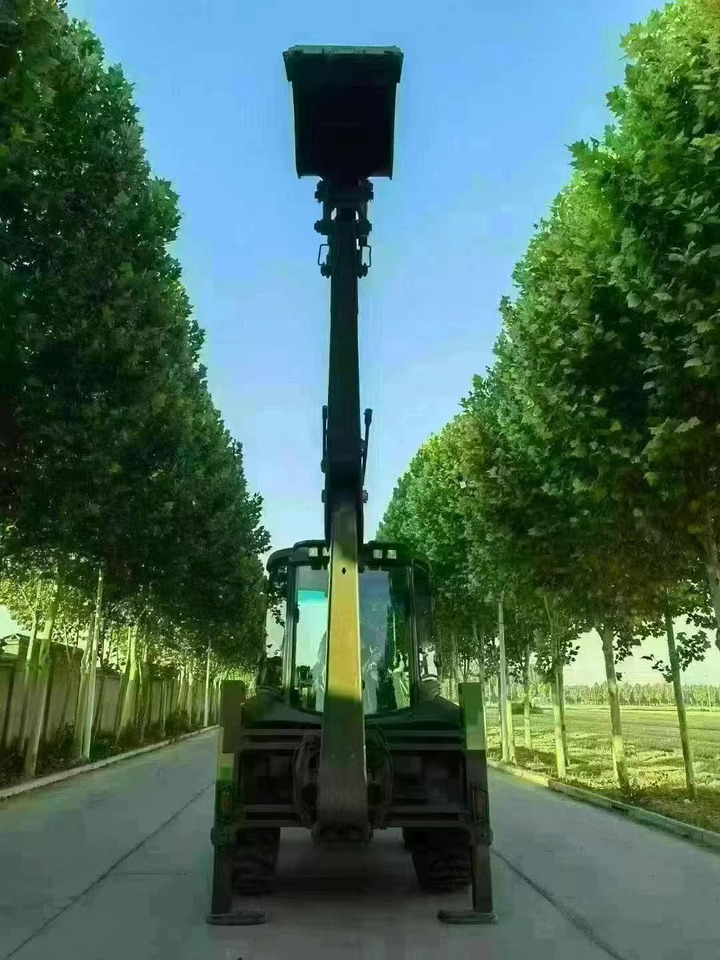 JCB 3CX - Tractopelle: photos 4 JCB 3CX - Tractopelle: photos 4