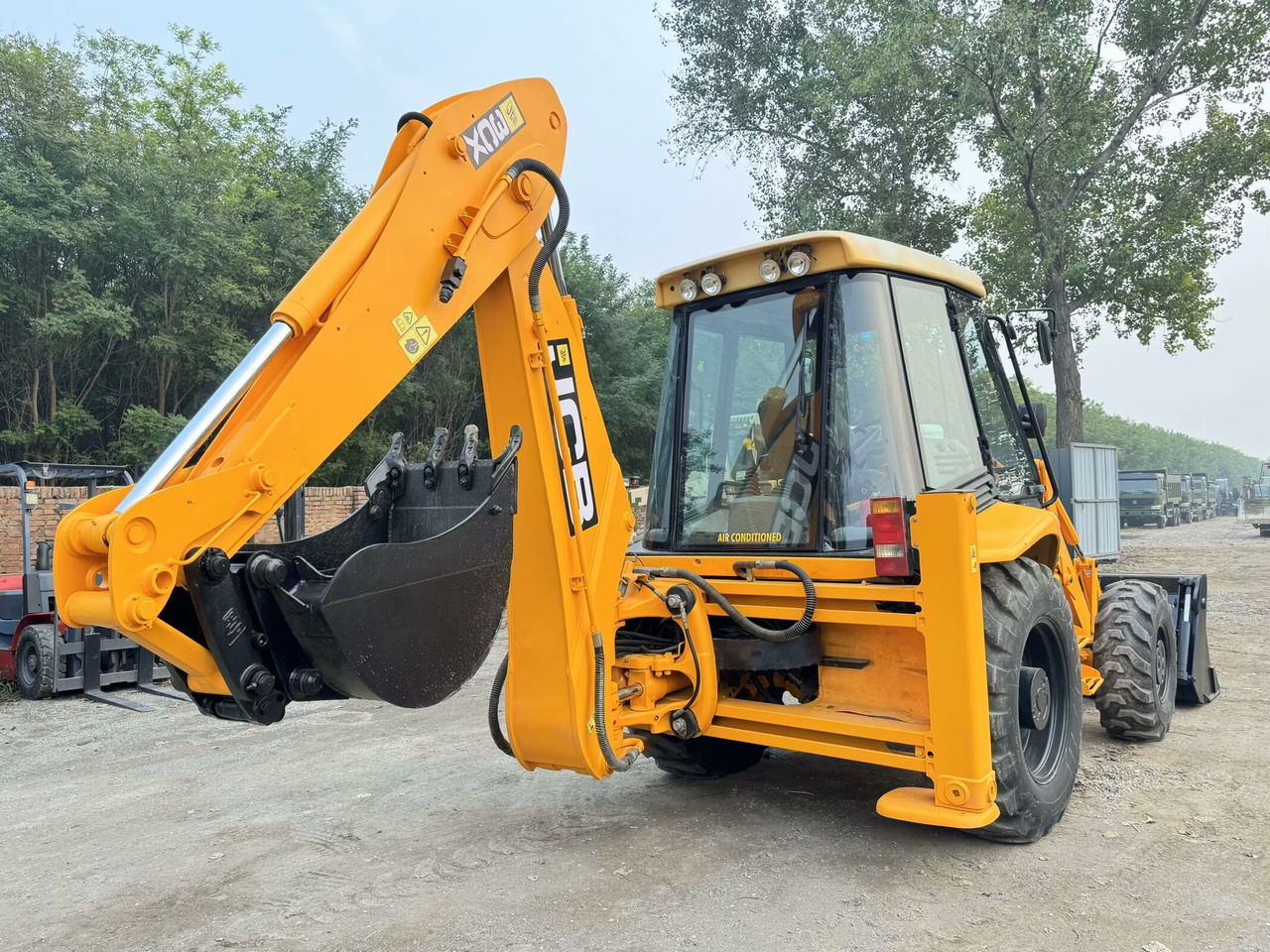 JCB 3CX - Tractopelle: photos 2 JCB 3CX - Tractopelle: photos 2