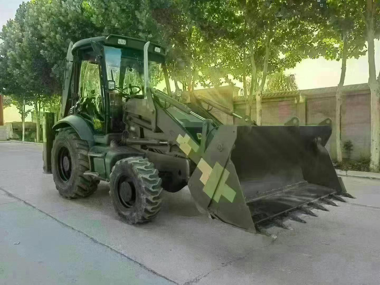 JCB 3CX - Tractopelle: photos 1 JCB 3CX - Tractopelle: photos 1