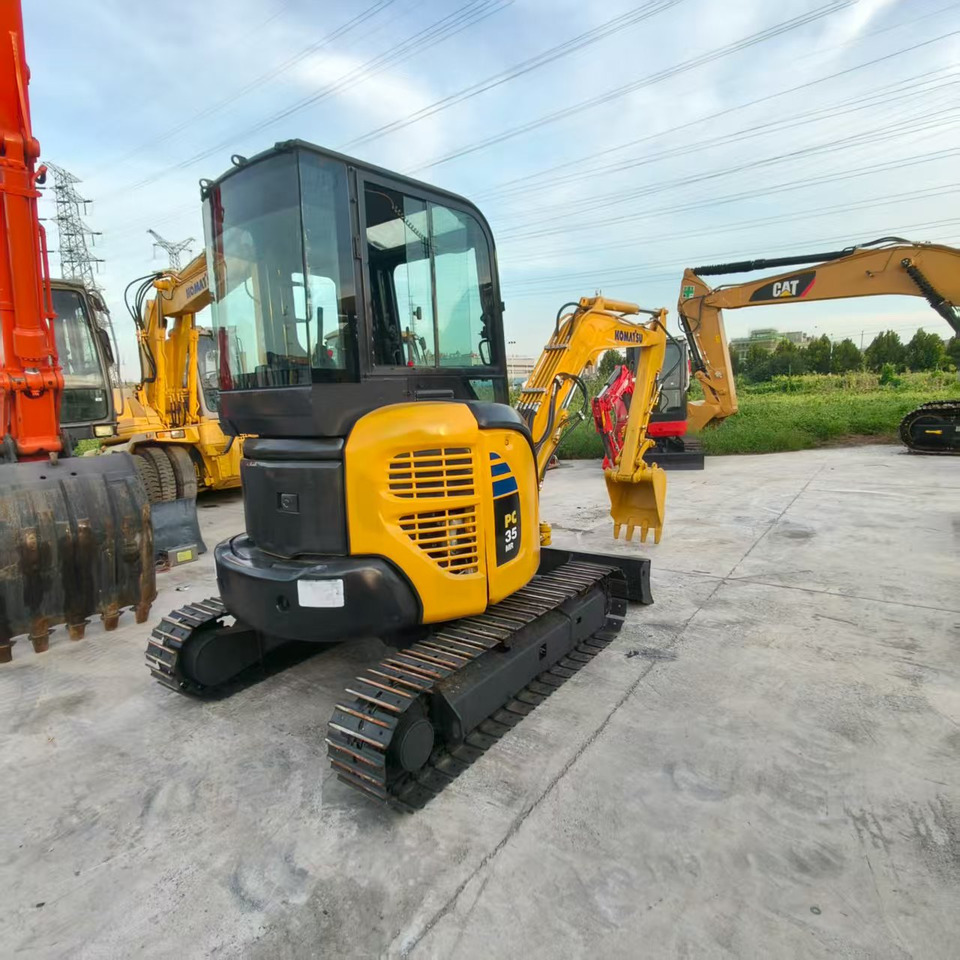KOMATSU PC35 - Mini pelle: photos 2 KOMATSU PC35 - Mini pelle: photos 2