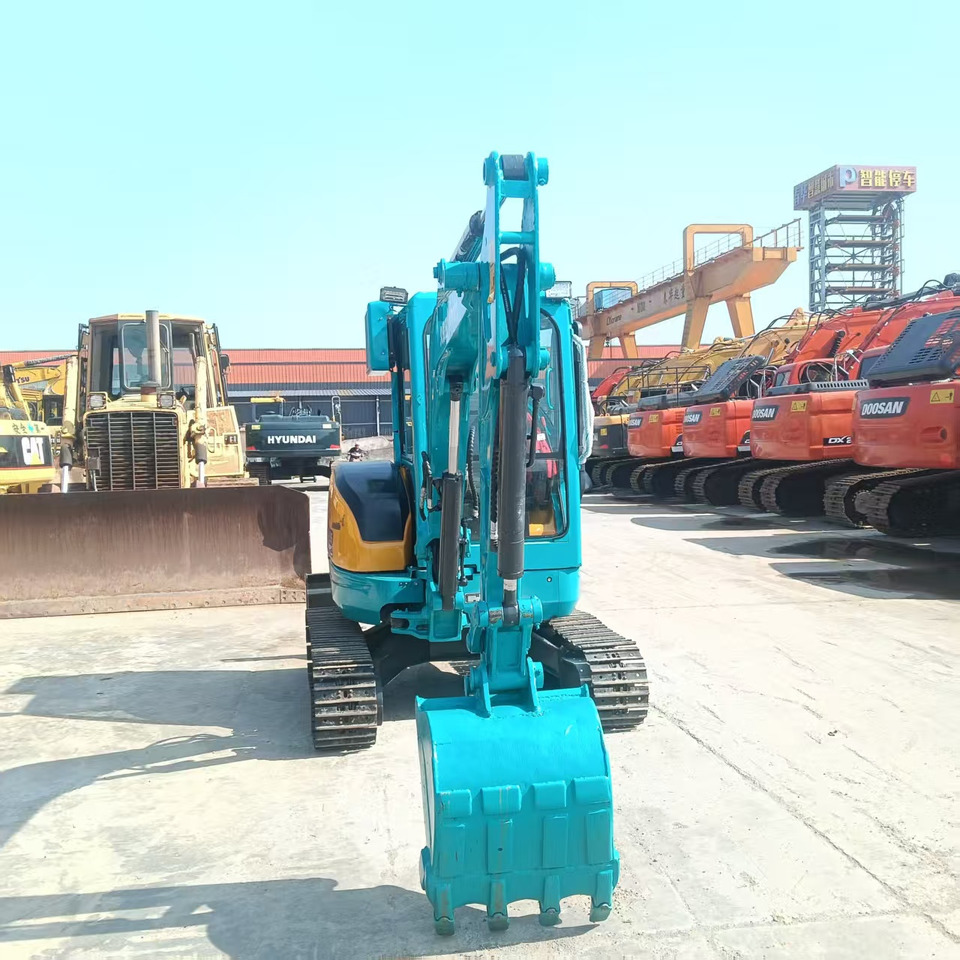 KUBOTA U35 - Mini pelle: photos 2 KUBOTA U35 - Mini pelle: photos 2