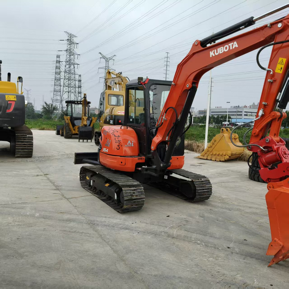 KUBOTA U55-4 - Mini pelle: photos 3 KUBOTA U55-4 - Mini pelle: photos 3