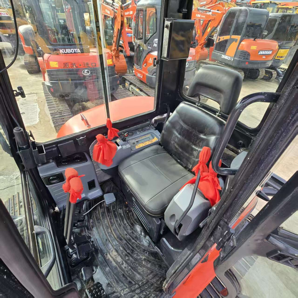 Mini pelle KUBOTA U55-4: photos 8 Mini pelle KUBOTA U55-4: photos 8