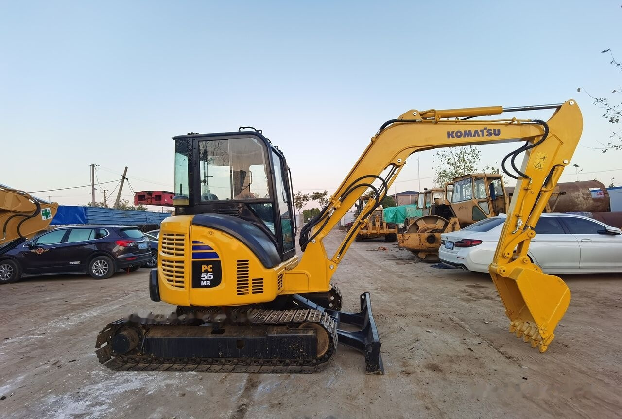 Komatsu PC55MR - Mini pelle: photos 1 Komatsu PC55MR - Mini pelle: photos 1