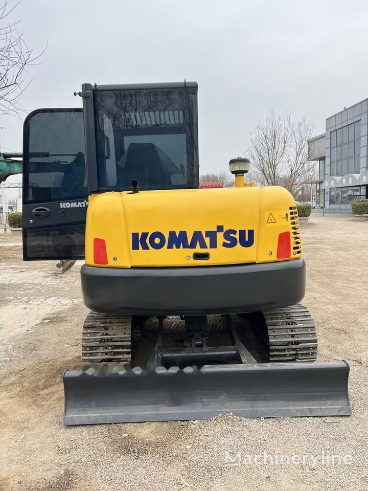 Komatsu PC56 - Mini pelle: photos 2 Komatsu PC56 - Mini pelle: photos 2