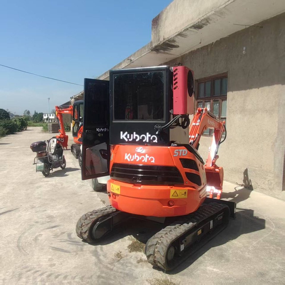 Kubota U20 - Mini pelle: photos 1 Kubota U20 - Mini pelle: photos 1