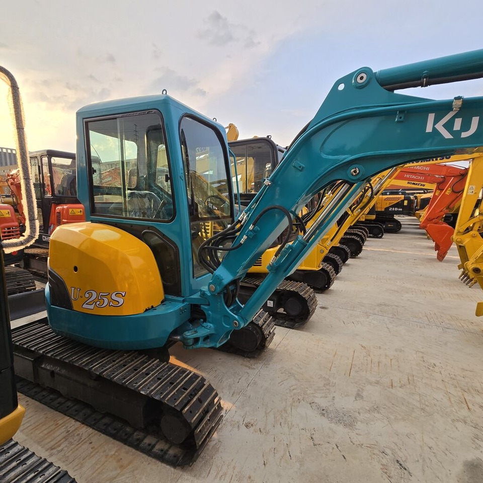 Kubota U25S - Mini pelle: photos 4 Kubota U25S - Mini pelle: photos 4
