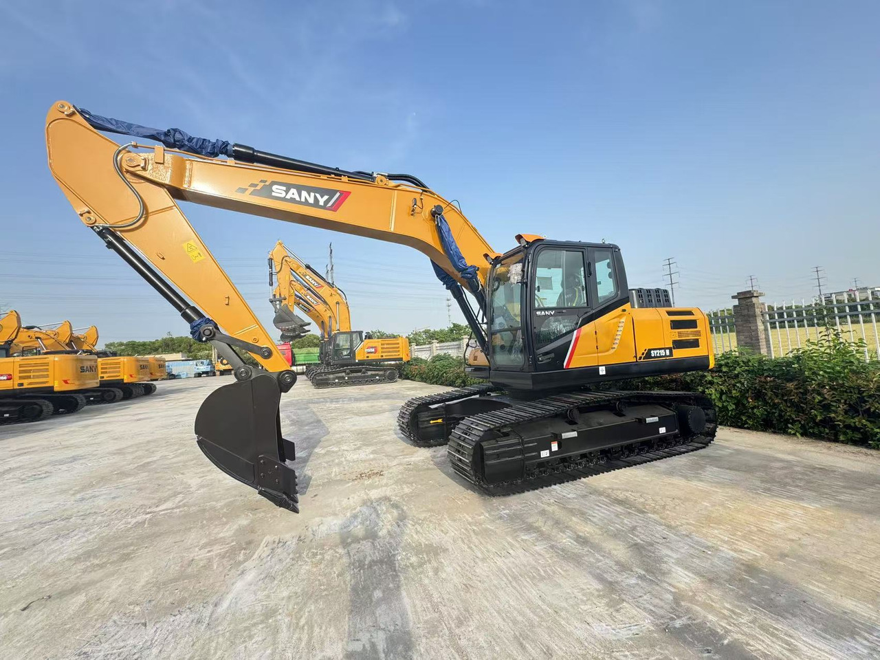 SANY SY215H - Pelle sur chenille: photos 4 SANY SY215H - Pelle sur chenille: photos 4