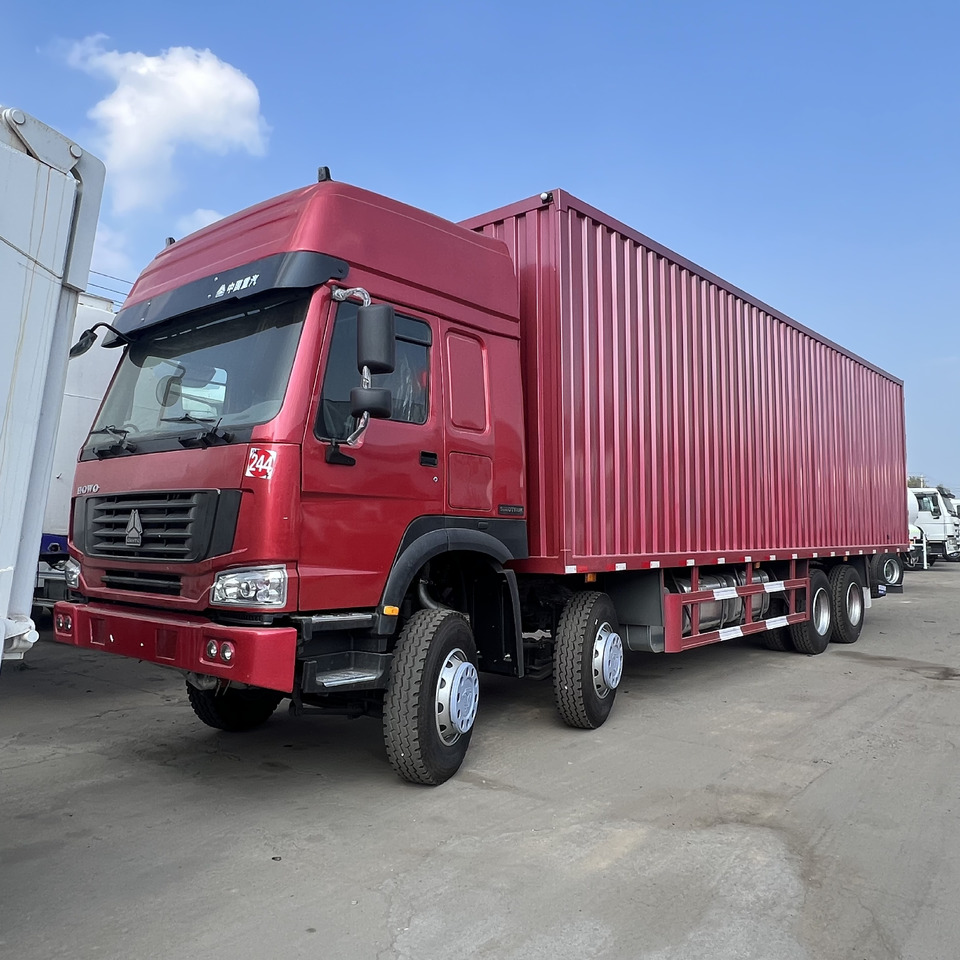 SINOTRUK HOWO - Camion fourgon: photos 1 SINOTRUK HOWO - Camion fourgon: photos 1