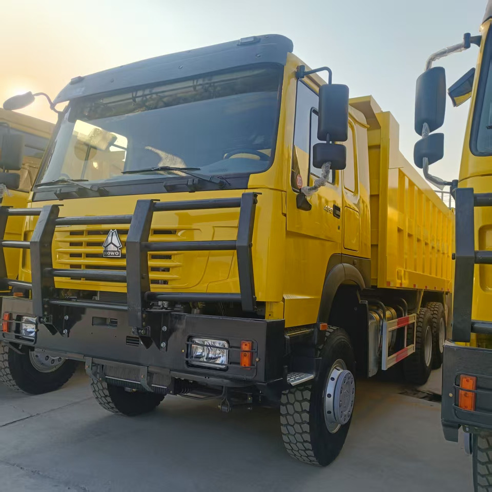 SINOTRUK HOWO - Camion benne: photos 1 SINOTRUK HOWO - Camion benne: photos 1