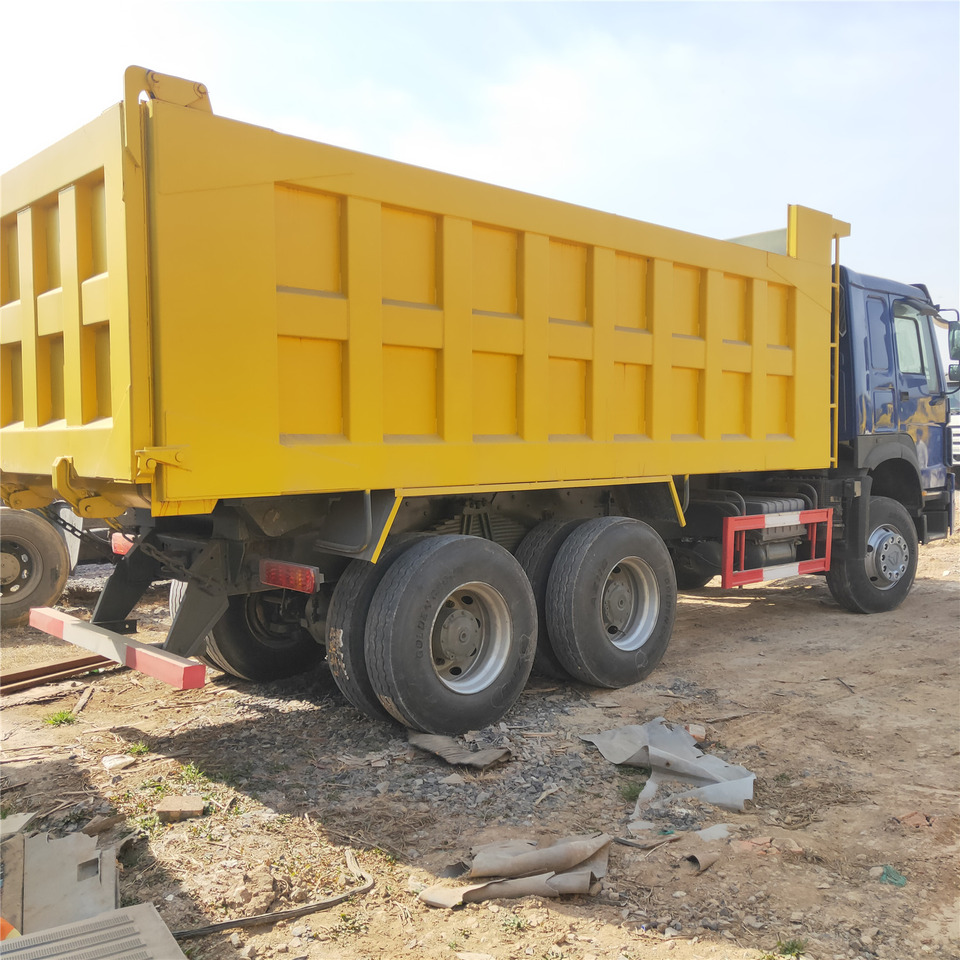 Camion benne SINOTRUK HOWO: photos 10