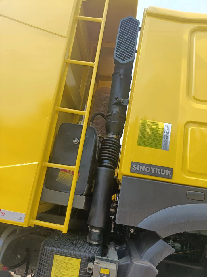 Camion benne SINOTRUK HOWO: photos 11 Camion benne SINOTRUK HOWO: photos 11