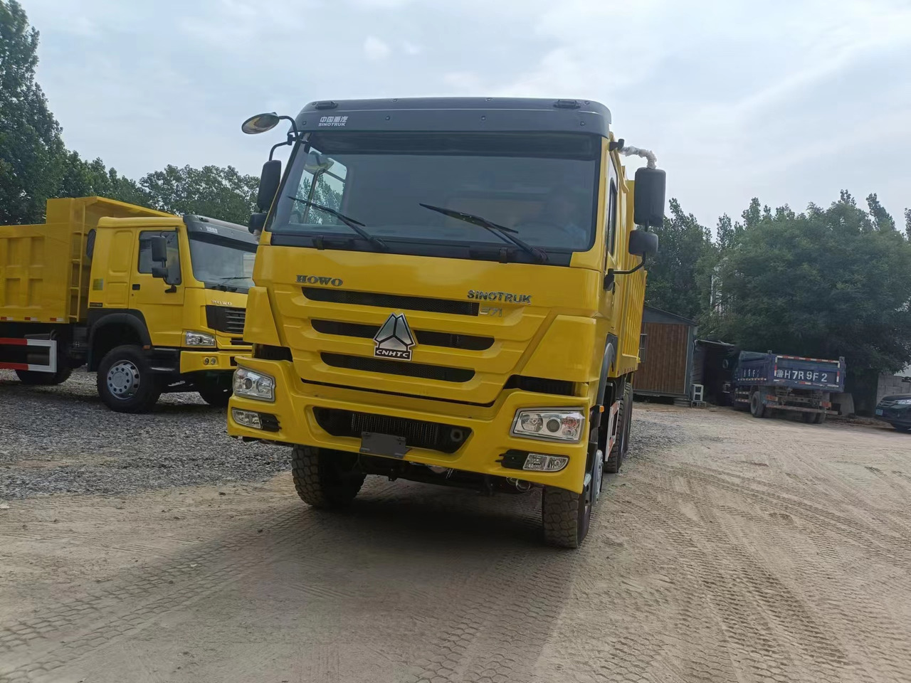 Camion benne SINOTRUK HOWO: photos 9 Camion benne SINOTRUK HOWO: photos 9