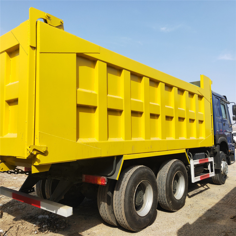 Camion benne SINOTRUK HOWO: photos 8