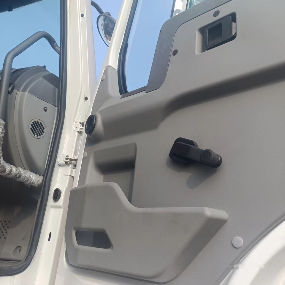 Sinotruk Howo 6*4 - Camion benne: photos 4 Sinotruk Howo 6*4 - Camion benne: photos 4