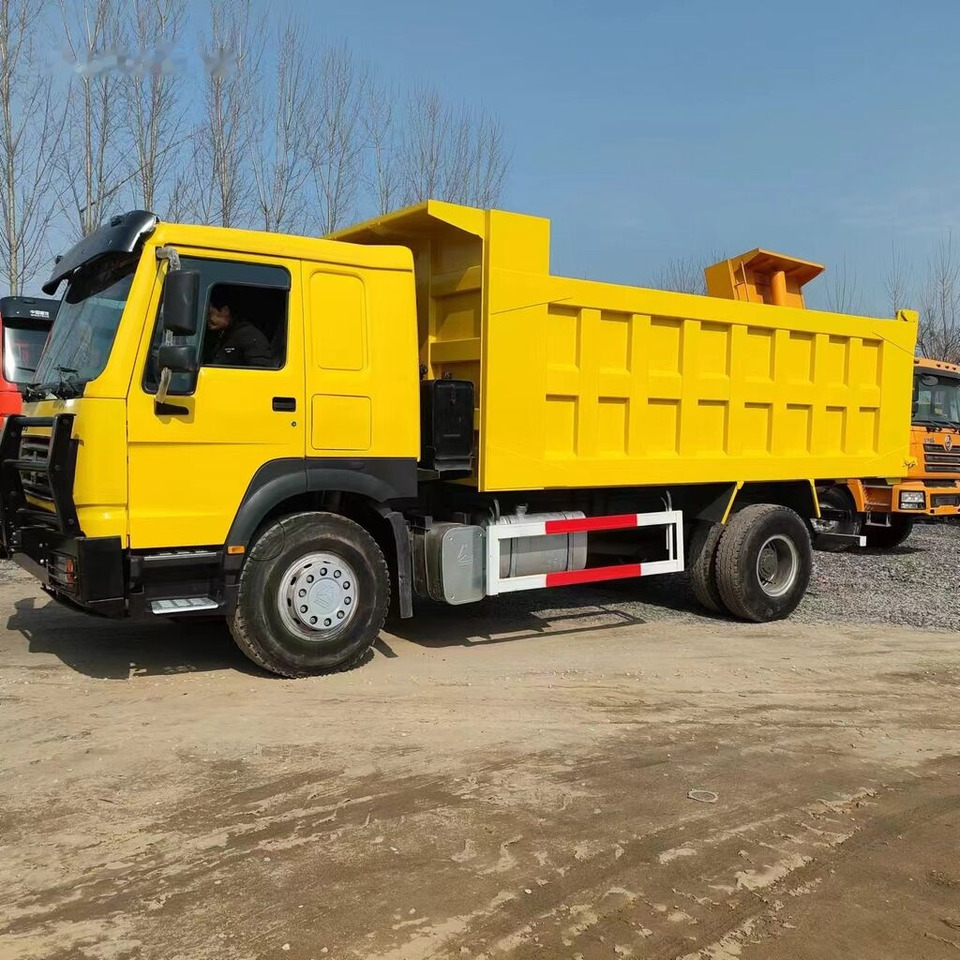 Camion benne Sinotruk Howo: photos 7