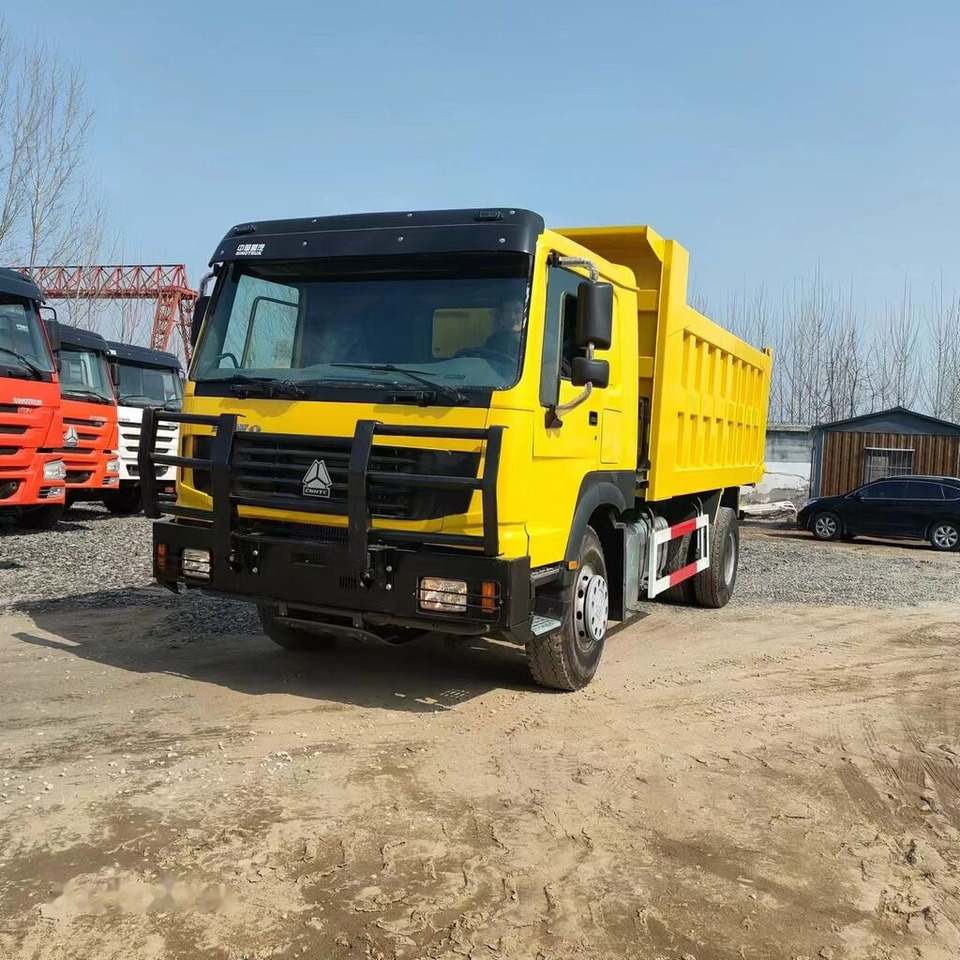 Camion benne Sinotruk Howo: photos 8