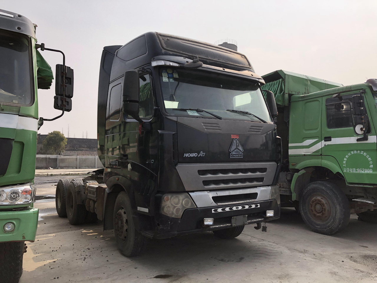 SINOTRUK HOWO A7 - Tracteur routier: photos 2 SINOTRUK HOWO A7 - Tracteur routier: photos 2