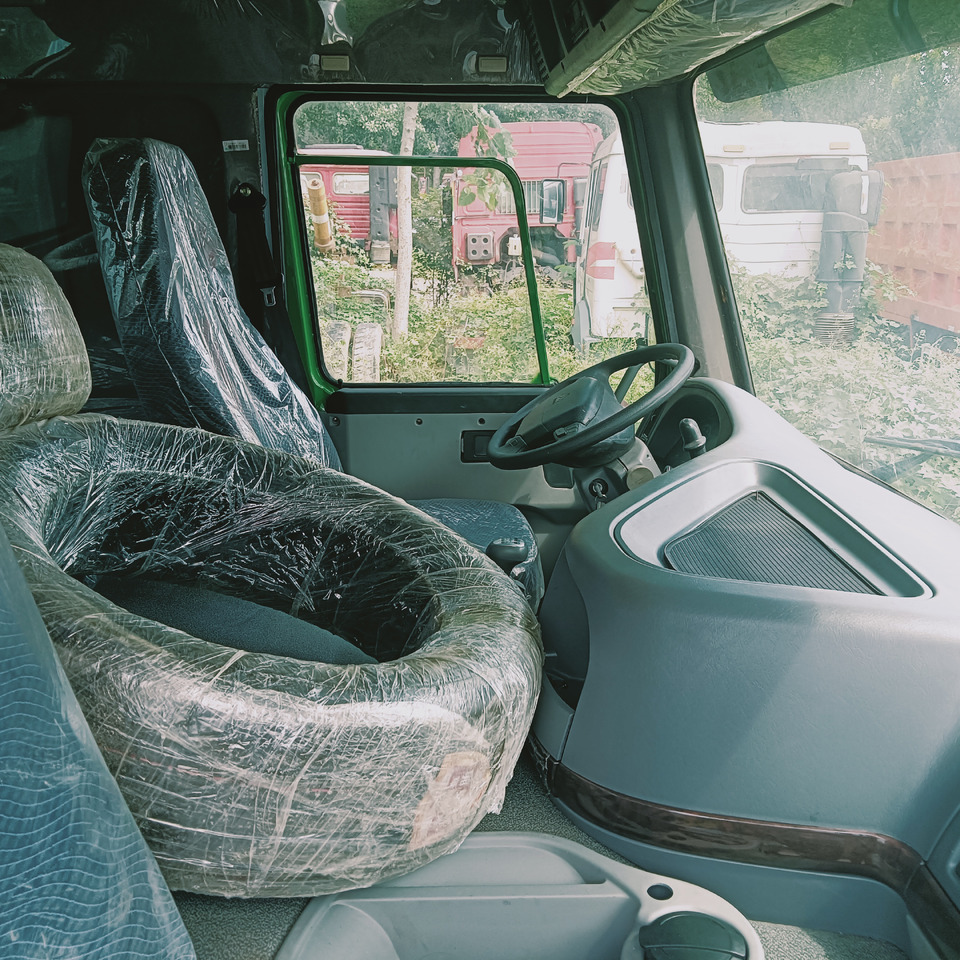 SINOTRUK HOWO - Tracteur routier: photos 4 SINOTRUK HOWO - Tracteur routier: photos 4