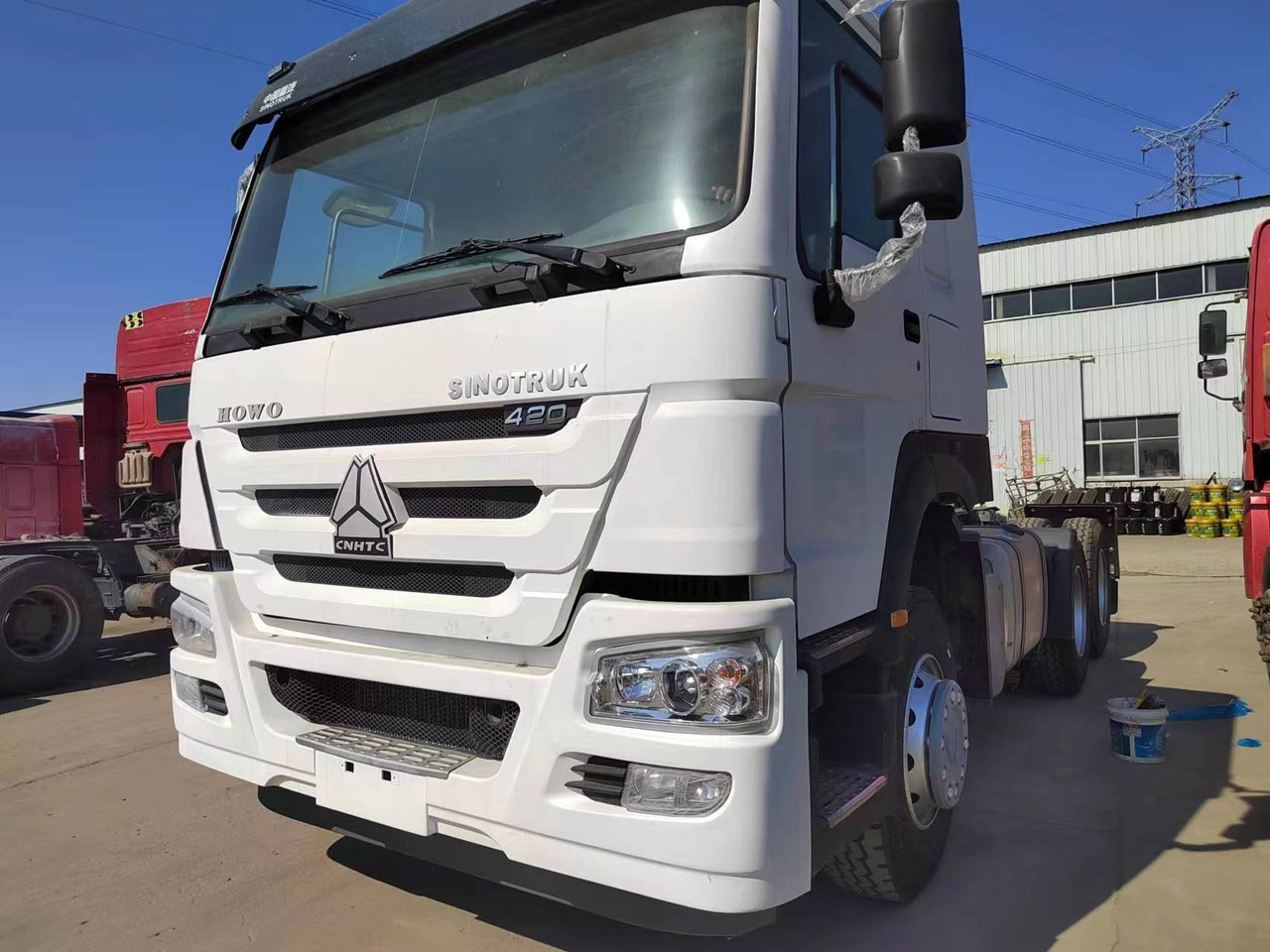 SINOTRUK HOWO trailer ead - Tracteur routier: photos 5 SINOTRUK HOWO trailer ead - Tracteur routier: photos 5