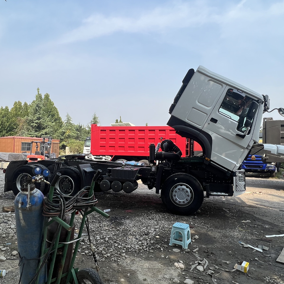 Tracteur routier SINOTRUK Howo tractor head: photos 8