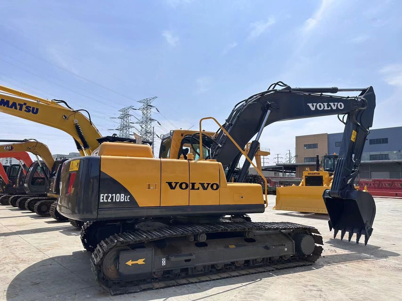 Volvo EC210BLC - Pelle sur chenille: photos 5 Volvo EC210BLC - Pelle sur chenille: photos 5
