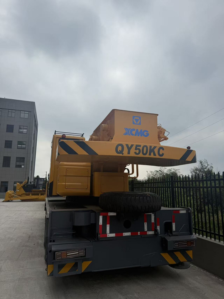 XCMG QY50KC - Camion grue: photos 4 XCMG QY50KC - Camion grue: photos 4