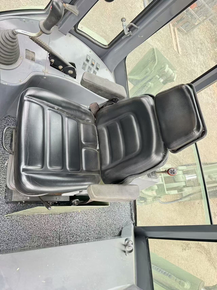 Tractopelle XIAGONG XG765: photos 7