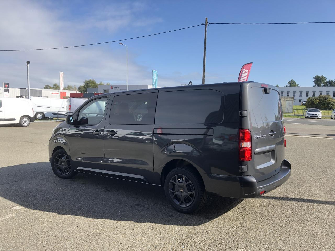 Fourgon utilitaire neuf CITROEN Jumpy XL 2.0 BlueHDi - 180 S&S - BV EAT8  III CABINE APPROFONDIE Cabine approfondie Fixe PHASE 2: photos 8