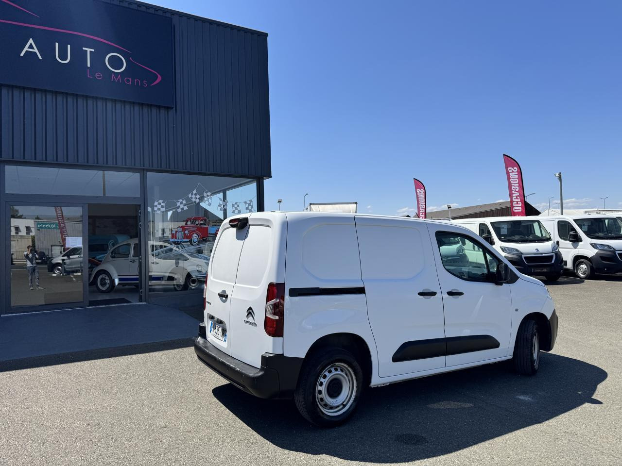 Citroen Berlingo M 650KG BLUEHDI 100 S&S DRIVER BVM5 - Fourgonnette: photos 5 Citroen Berlingo M 650KG BLUEHDI 100 S&S DRIVER BVM5 - Fourgonnette: photos 5