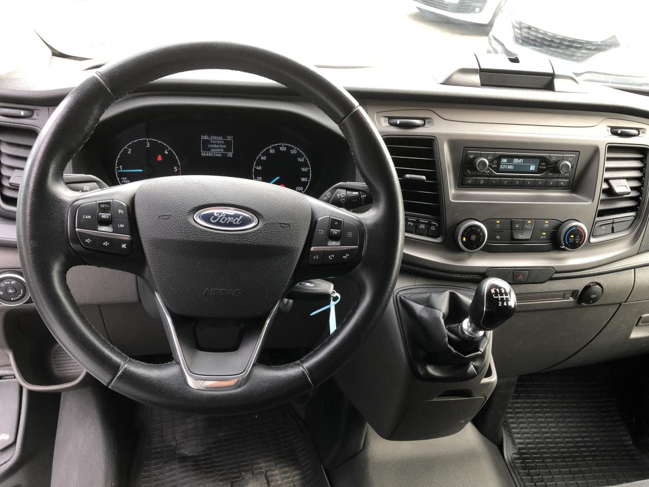 FORD TRANSIT CUSTOM 2.0 ECOBLUE MHEV - 130CH TREND BUSINESS - Fourgon utilitaire: photos 3 FORD TRANSIT CUSTOM 2.0 ECOBLUE MHEV - 130CH TREND BUSINESS - Fourgon utilitaire: photos 3