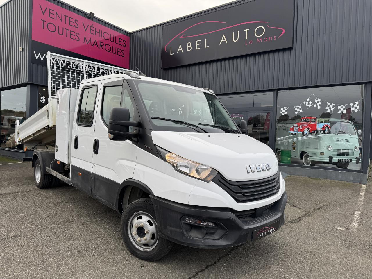 IVECO Daily 35 C 16 D S&S (Quad-Leaf) CHASSIS DOUBLE CABINE 2014 35C/35S CHASSIS CABINE DOUBLE Chassi - Utilitaire benne, Utilitaire double cabine: photos 2 IVECO Daily 35 C 16 D S&S (Quad-Leaf) CHASSIS DOUBLE CABINE 2014 35C/35S CHASSIS CABINE DOUBLE Chassi - Utilitaire benne, Utilitaire double cabine: photos 2
