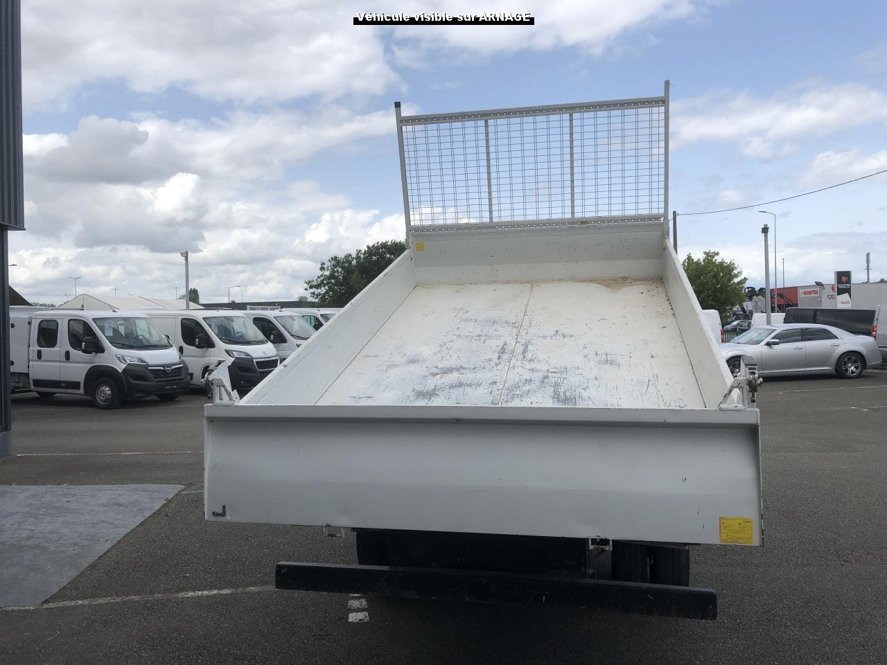 IVECO Daily 35 C 16H3.0 (Quad-Leaf) CHASSIS CABINE 2014 35C/35S Chassis cabine 35 C Epmt.3.75 PHASE 4 - Utilitaire benne: photos 3 IVECO Daily 35 C 16H3.0 (Quad-Leaf) CHASSIS CABINE 2014 35C/35S Chassis cabine 35 C Epmt.3.75 PHASE 4 - Utilitaire benne: photos 3