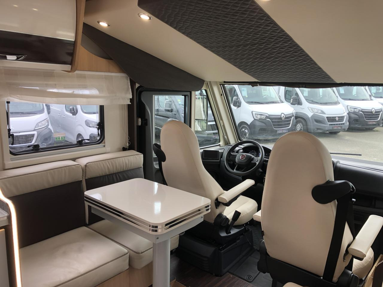 Camping-car intégral MC LOUIS NEVIS 281: photos 6 Camping-car intégral MC LOUIS NEVIS 281: photos 6