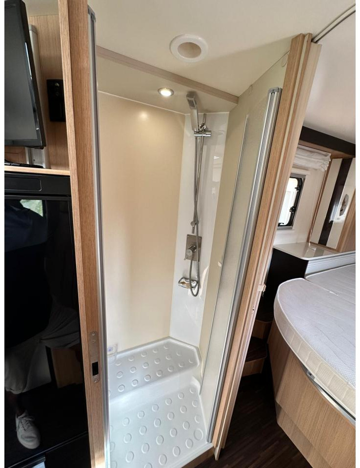 Camping-car intégral MC LOUIS NEVIS 281: photos 9 Camping-car intégral MC LOUIS NEVIS 281: photos 9