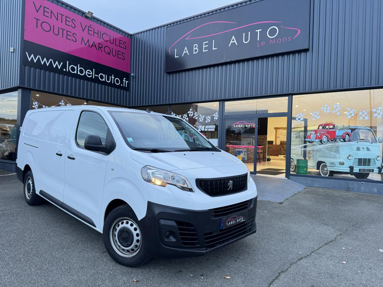 PEUGEOT EXPERT LONG 2.0 HDI 145CH ASPHALT - Fourgon utilitaire: photos 1 PEUGEOT EXPERT LONG 2.0 HDI 145CH ASPHALT - Fourgon utilitaire: photos 1