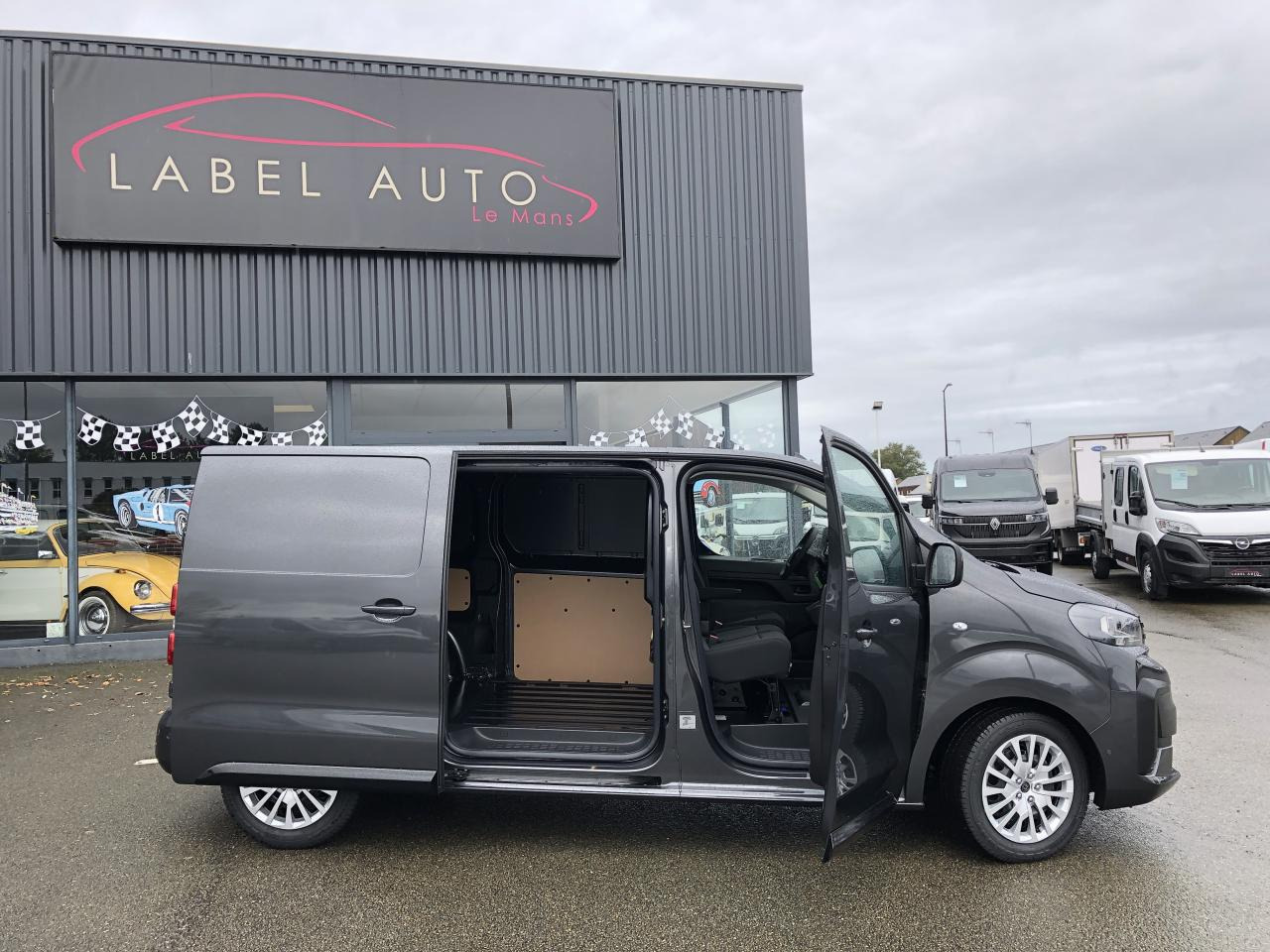 PEUGEOT Expert M 2.0 BLUE HDI 180CH EAT-8 - Fourgon utilitaire: photos 3 PEUGEOT Expert M 2.0 BLUE HDI 180CH EAT-8 - Fourgon utilitaire: photos 3