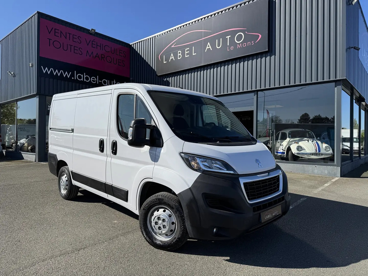 Peugeot Boxer 333 L1H1 2.2 BLUEHDI S&S 140CH ASPHALT - Fourgon utilitaire: photos 1 Peugeot Boxer 333 L1H1 2.2 BLUEHDI S&S 140CH ASPHALT - Fourgon utilitaire: photos 1
