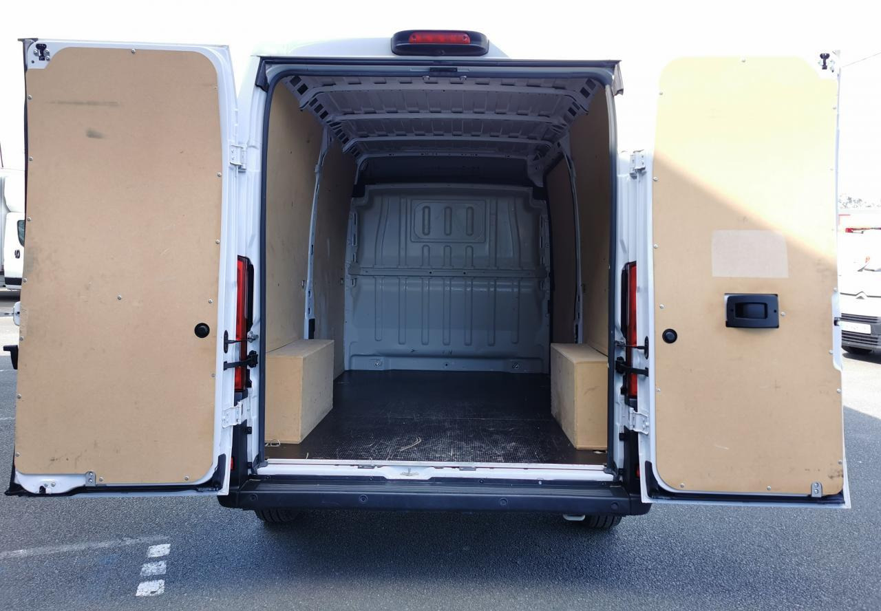 Peugeot Boxer Asphalt 333 L2H2 2.2 BlueHDi S&S - 120 III FOURGON TOLE Fourgon Tolé 333 L2H2 PHAS - Fourgon utilitaire: photos 3 Peugeot Boxer Asphalt 333 L2H2 2.2 BlueHDi S&S - 120 III FOURGON TOLE Fourgon Tolé 333 L2H2 PHAS - Fourgon utilitaire: photos 3