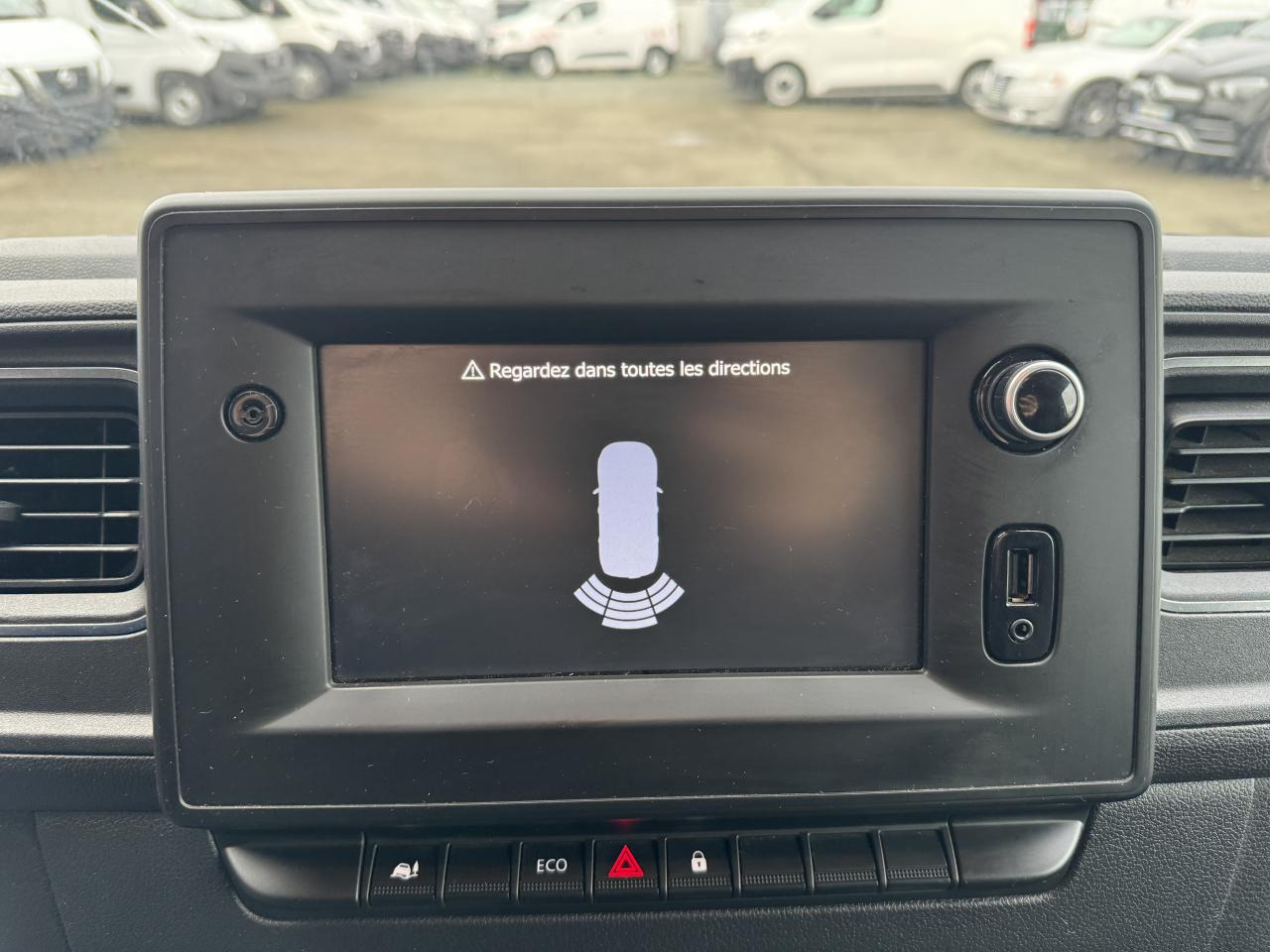 Fourgon utilitaire RENAULT MASTER 3T5 2.3 DCI 150CH GRAND CONFORT: photos 12