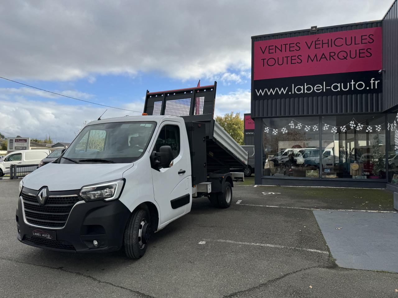 Utilitaire benne RENAULT MASTER 3T5 BENNE COFFRE RJ 2.3 DCI 130CH PROPULSION: photos 6 Utilitaire benne RENAULT MASTER 3T5 BENNE COFFRE RJ 2.3 DCI 130CH PROPULSION: photos 6