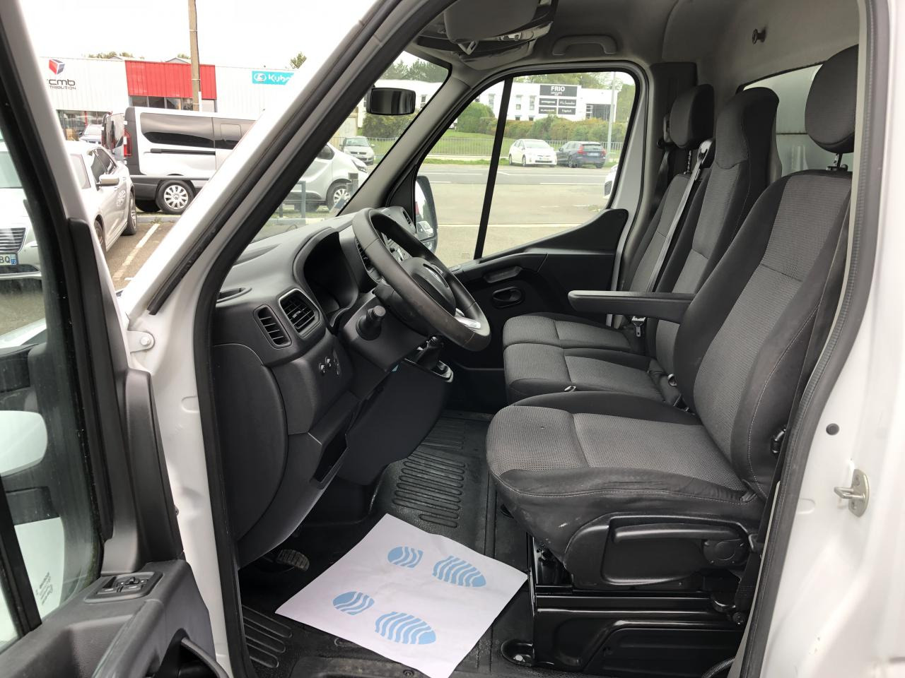 RENAULT MASTER 3T5 BENNE COFFRE RJ 2.3 DCI 145CH PROPULSION - Utilitaire benne: photos 5 RENAULT MASTER 3T5 BENNE COFFRE RJ 2.3 DCI 145CH PROPULSION - Utilitaire benne: photos 5