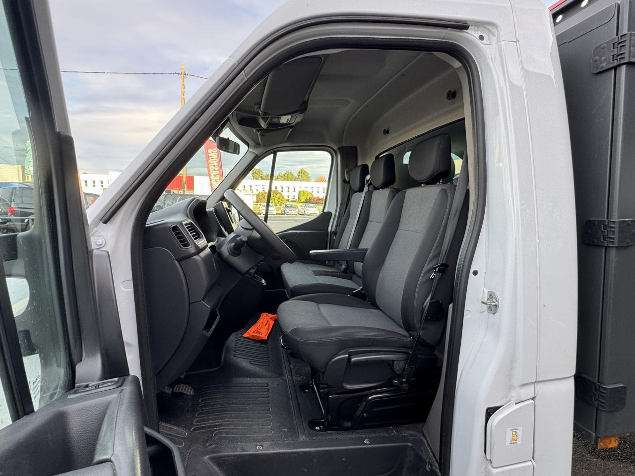 RENAULT MASTER 3T5 BENNE COFFRE RJ 2.3 DCI 145CH PROPULSION - Utilitaire benne: photos 4 RENAULT MASTER 3T5 BENNE COFFRE RJ 2.3 DCI 145CH PROPULSION - Utilitaire benne: photos 4