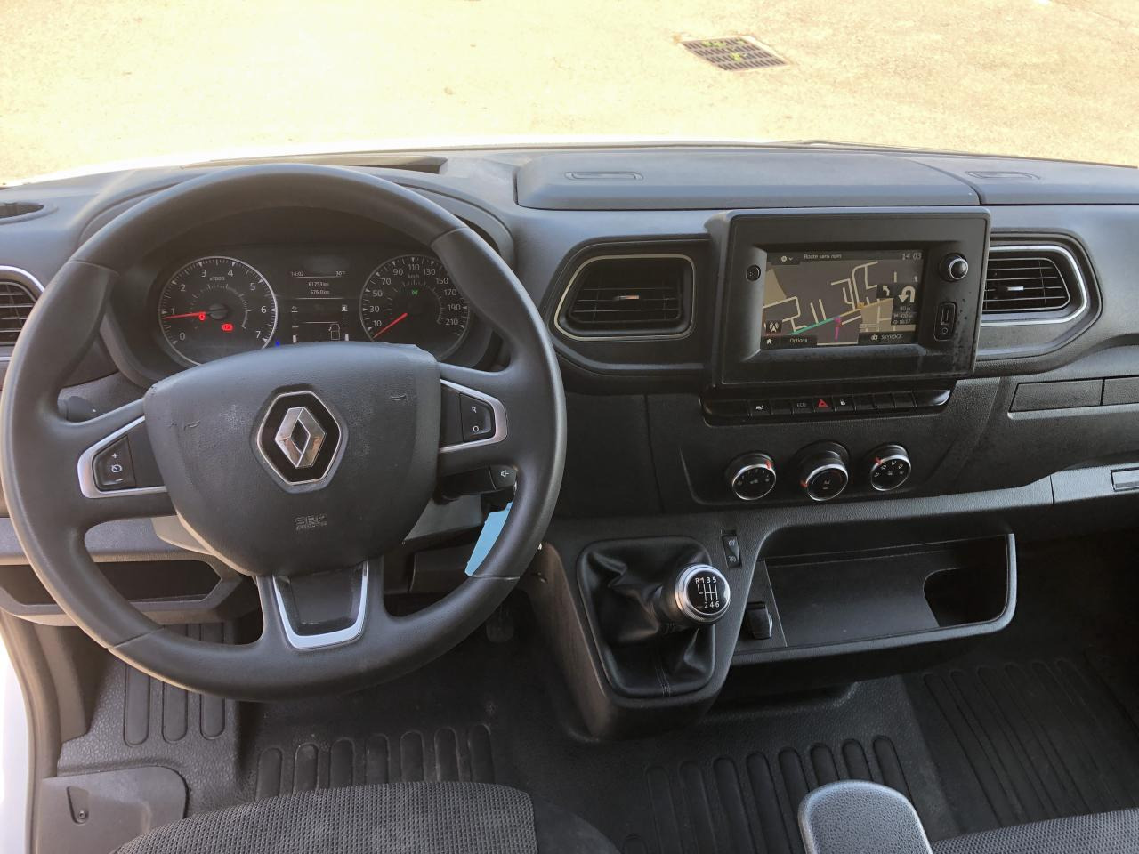 RENAULT MASTER 3T5 BENNE COFFRE RJ 2.3DCI130CH PROPULSION - Utilitaire benne: photos 4 RENAULT MASTER 3T5 BENNE COFFRE RJ 2.3DCI130CH PROPULSION - Utilitaire benne: photos 4